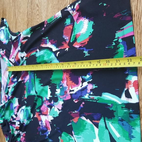 (M) Jockey Person to Person Multicolored Ruched Shoulder Detail Top Bright Cute - Picture 3 of 9